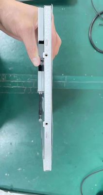 Bom preço. AUO 15,6 polegadas Industrial LCD Display com 500 cd/m2 Brilho 1366x768 Resolução e 30pin LVDS Interface on-line