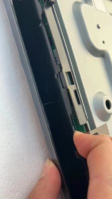 Bom preço. Painel de televisão LCD de 43 polegadas com 3840 * 2160 pixels UHD Resolução 1.07B Cor e 51 pin Conector on-line